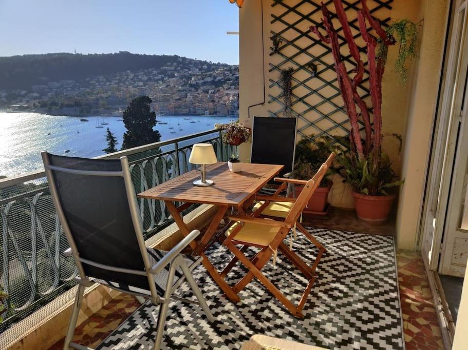 Vintage Flat On Villefranche Bay - Free Car Park Екстериор снимка