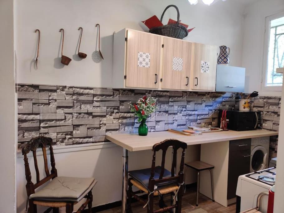 Vintage Flat On Villefranche Bay - Free Car Park Екстериор снимка